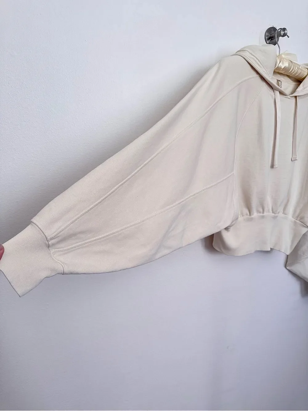 Free People Playbook Off-White Sweatshirt “Cream/Tofu” Baggie Semi-Crop Hoodie